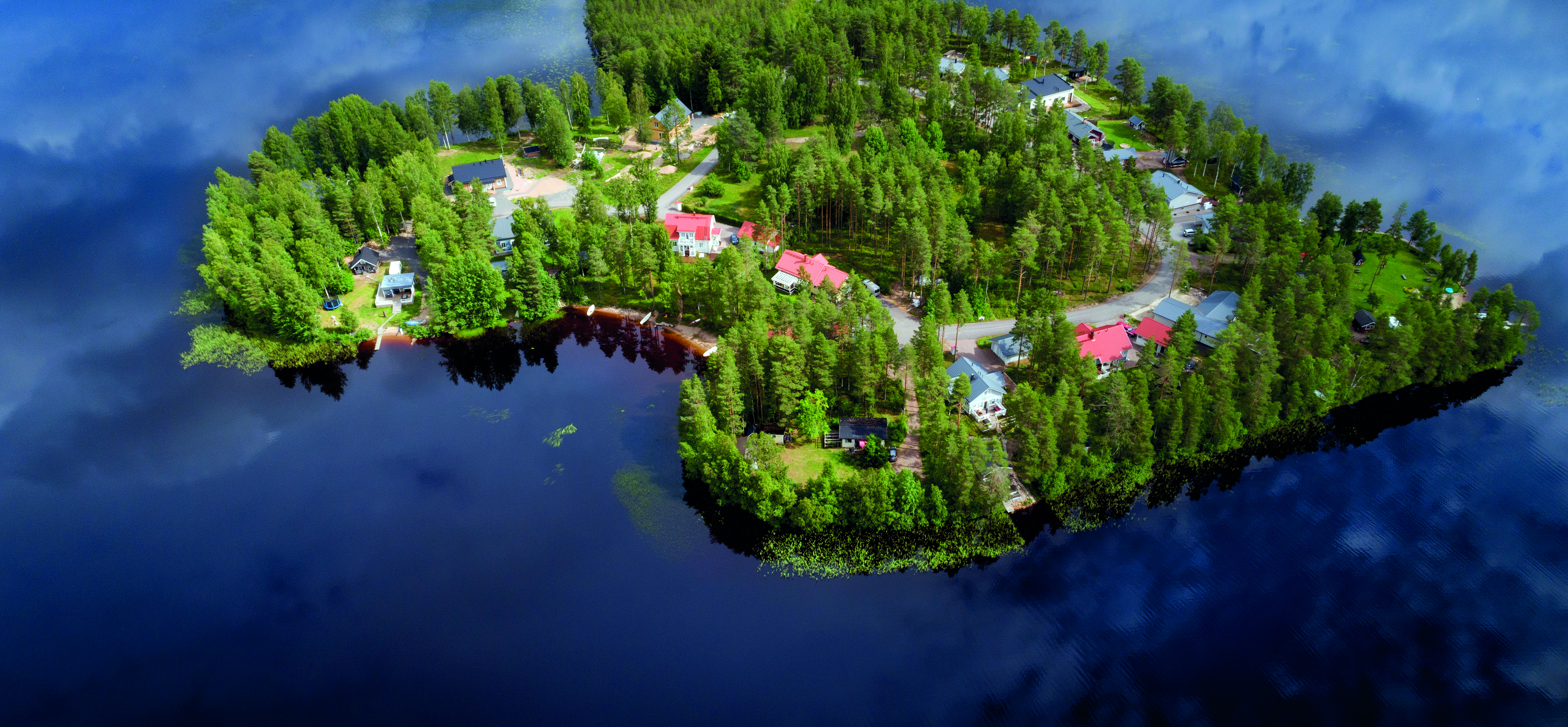 Kirjavanniemi ilmakuvassa