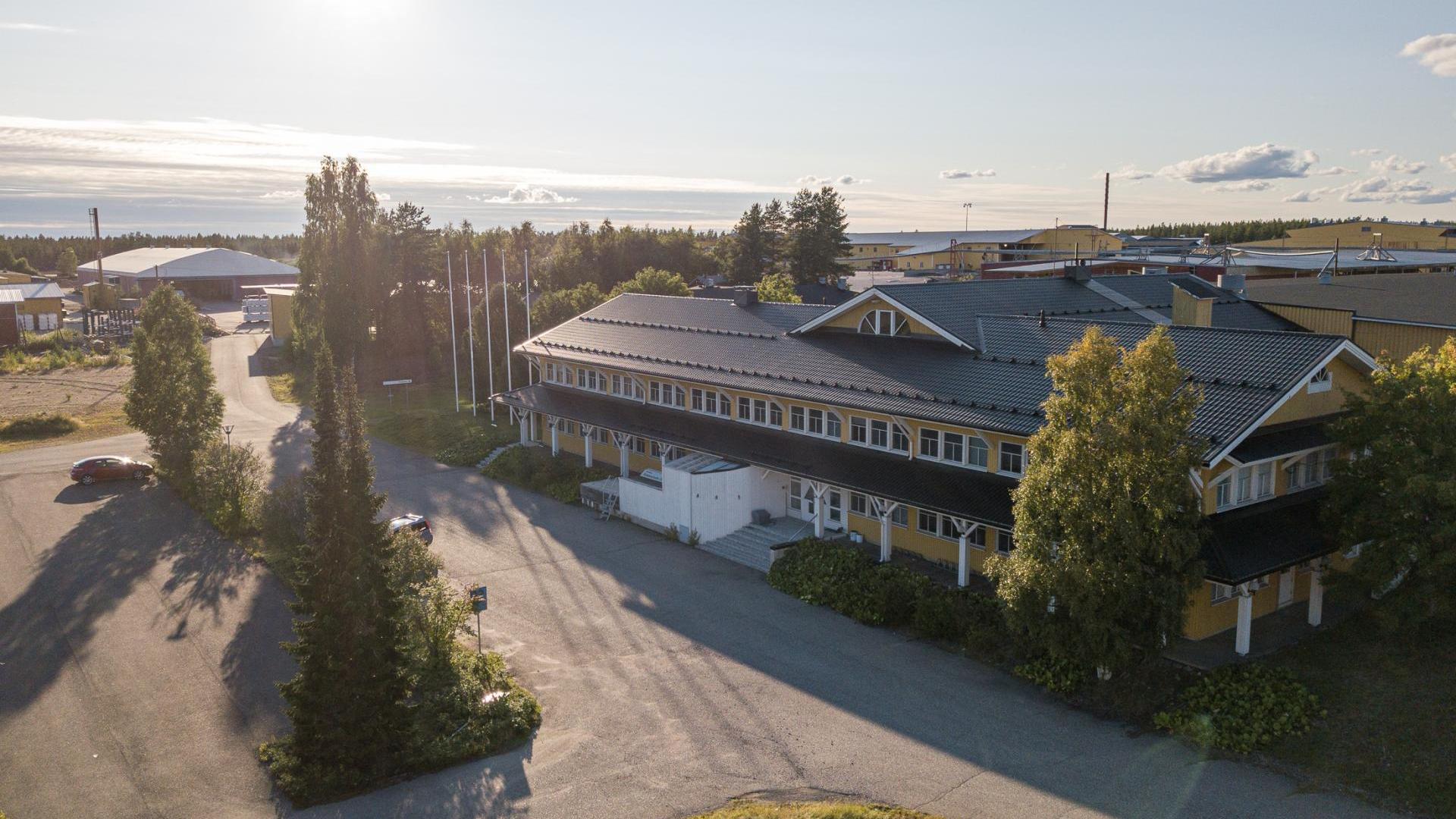Jukkatalon päärakennus