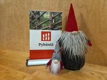 Joulutontut kunnantalolla