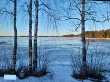 luminen järvimaisema